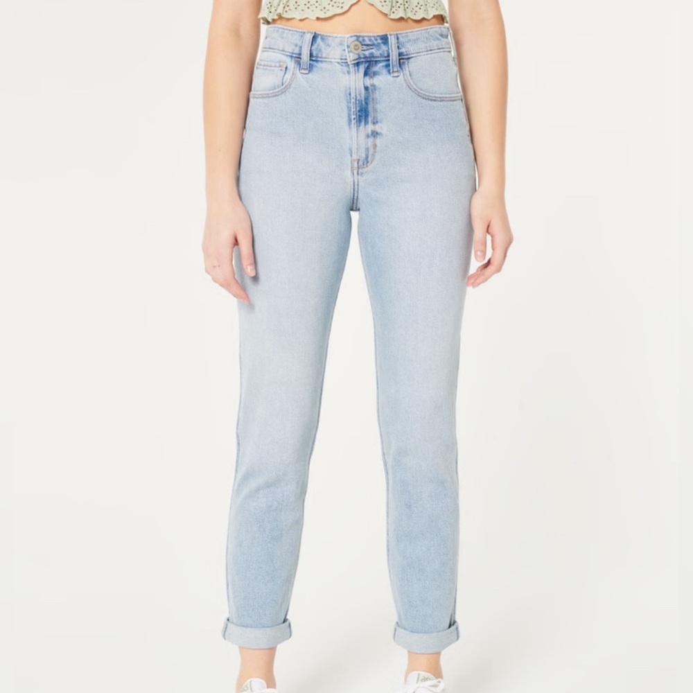 Ultra high rise mom Jean